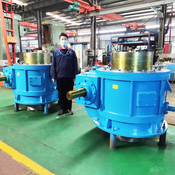 上海钢厂板材轧机压下减速机