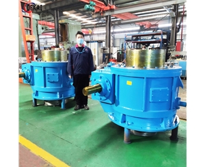 上海钢厂板材轧机压下减速机